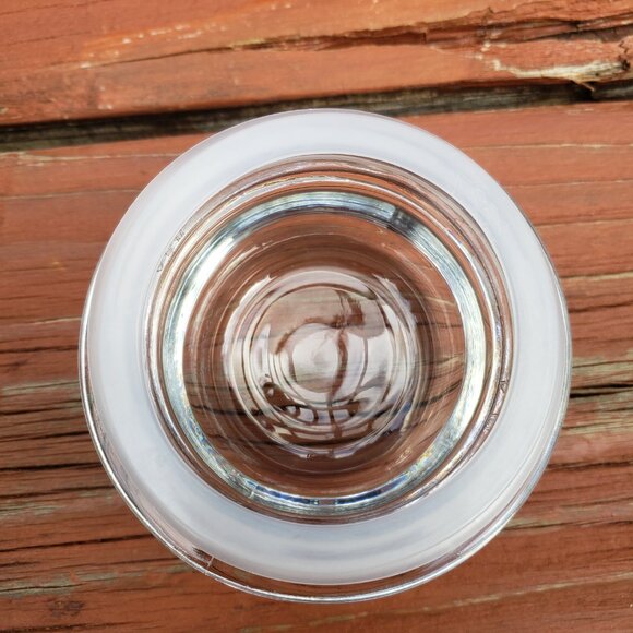 Vintage Anchor Hocking Winnie The Pooh & Piglet WINTER THEMED Glass Jar With Lid - Picture 14 of 16